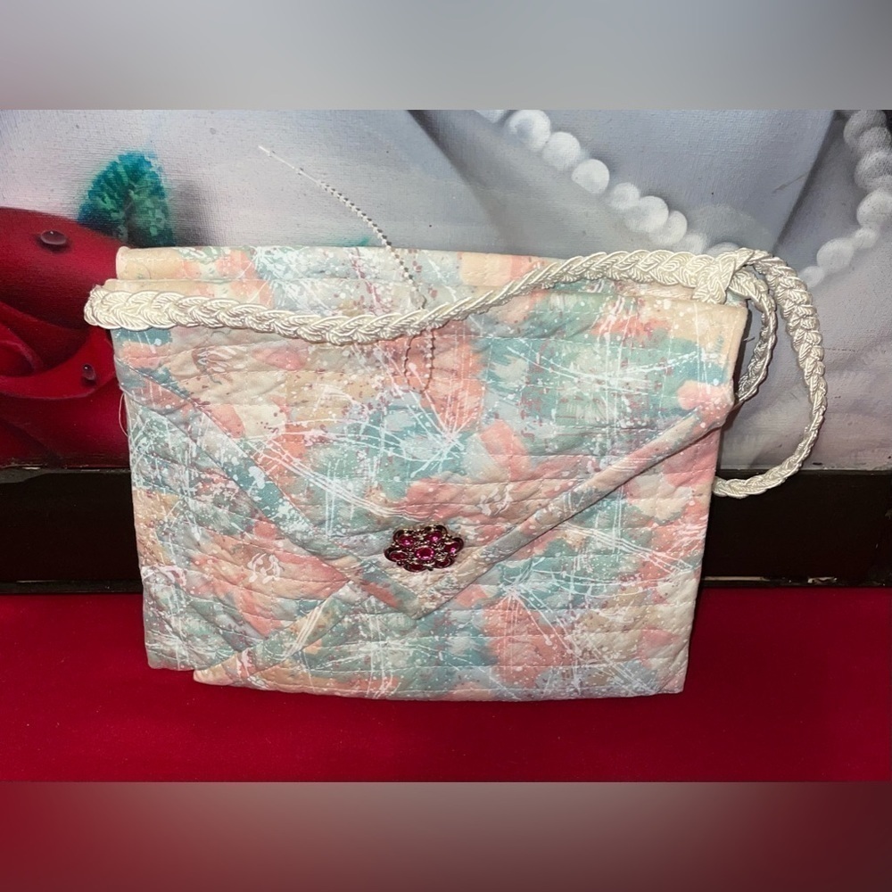 NWT MULTI-COLOR PASTELS HANDCRAFTED SHOULDER BAG THAT INCLUDES GORGEOUS …